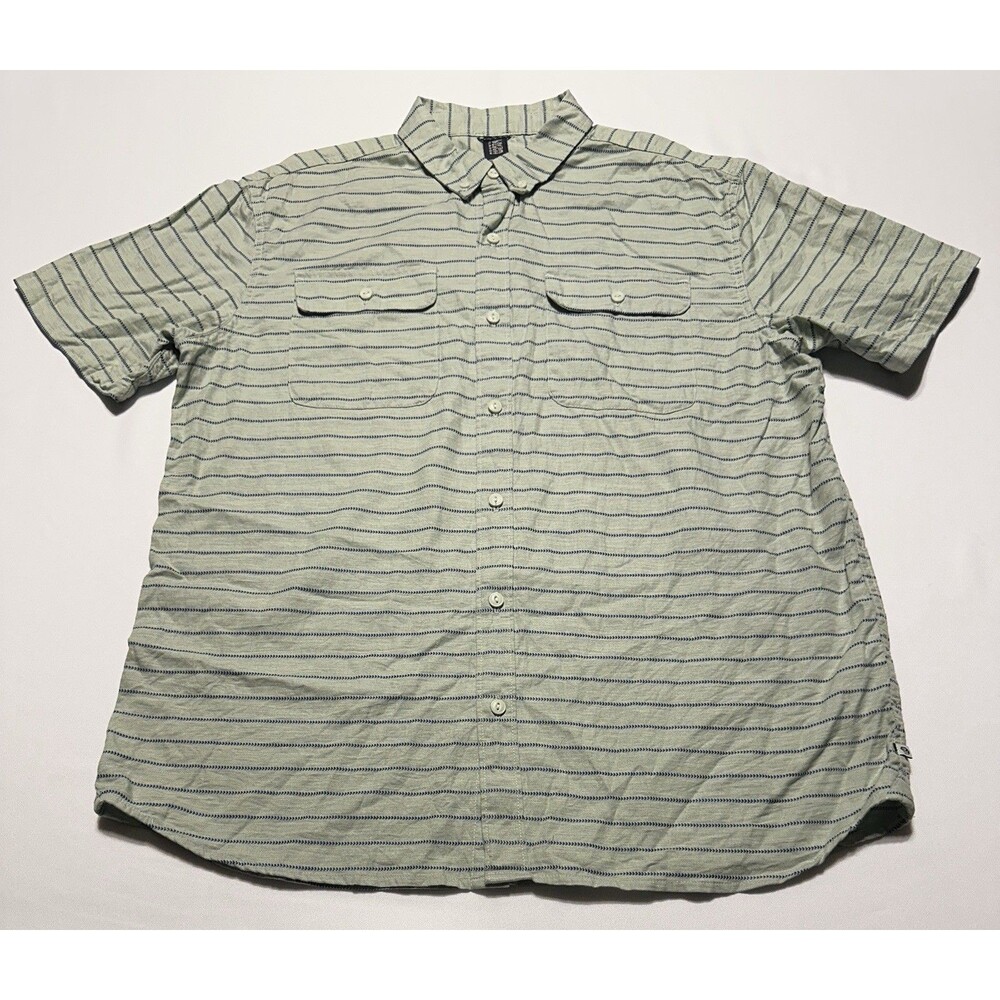 Mountain Hardwear Short Sleeve Button Shirt Mens Size Large Aztec Casual Preppy